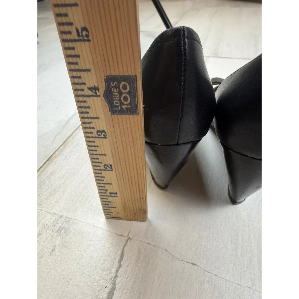 Kate Spade Black Leather Wedge Heels Bow Pyramid Stud Round Toe Pumps 7M